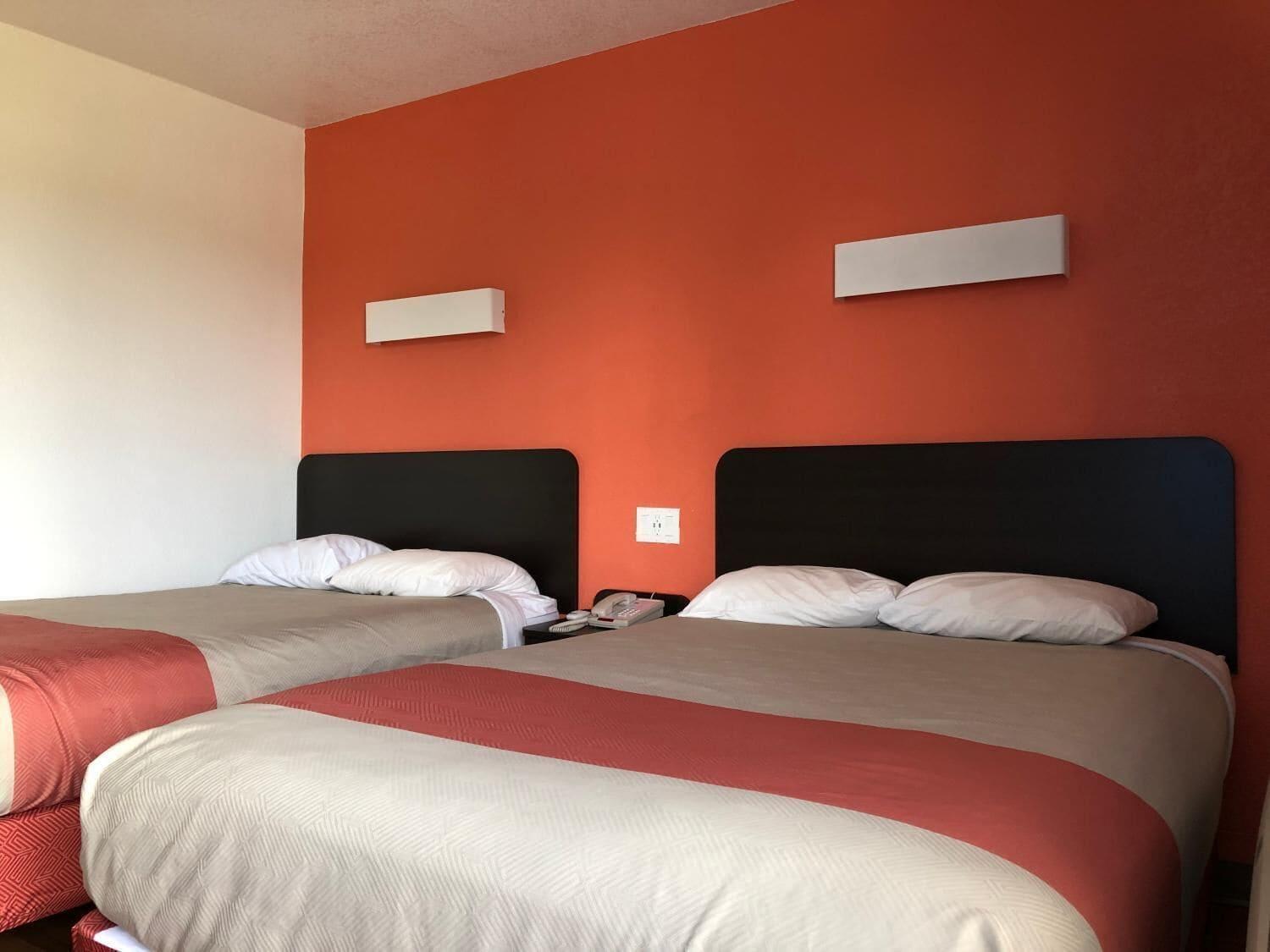 Motel 6-Clute, Tx מראה חיצוני תמונה