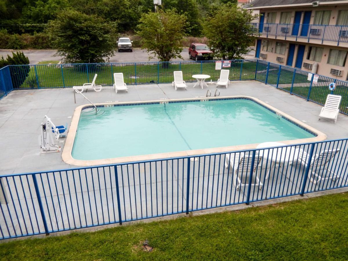 Motel 6-Clute, Tx מראה חיצוני תמונה